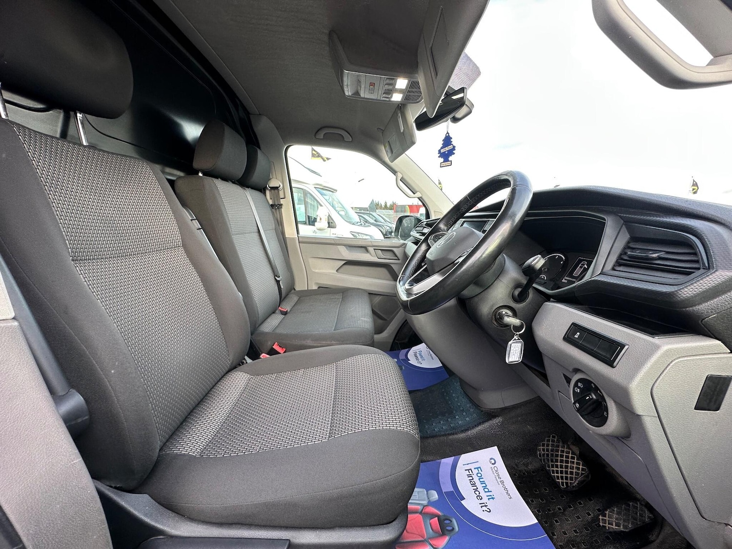 Used Volkswagen Transporter 2022 for sale - 77155924: Photo 14