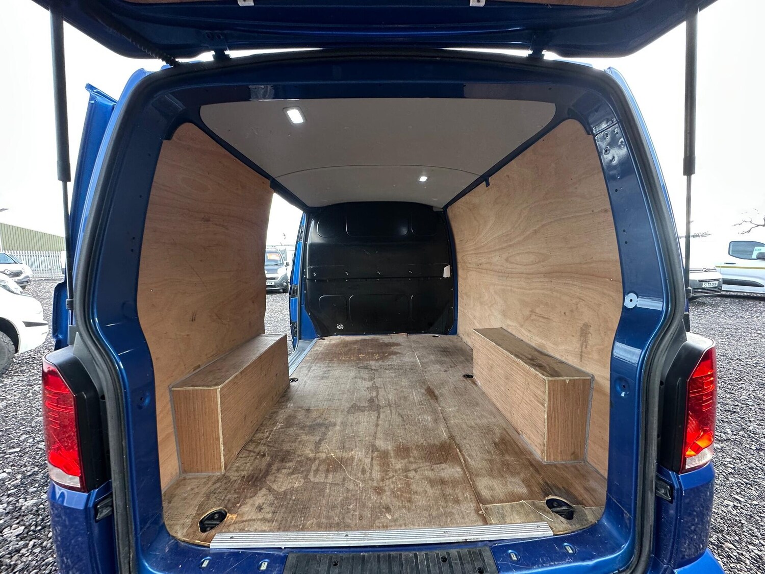 Used Volkswagen Transporter 2022 for sale - 77155924: Photo 16