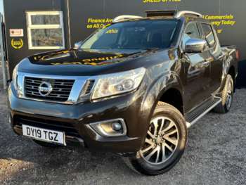 Used Nissan Navara 2019 for sale - 74096045: Photo