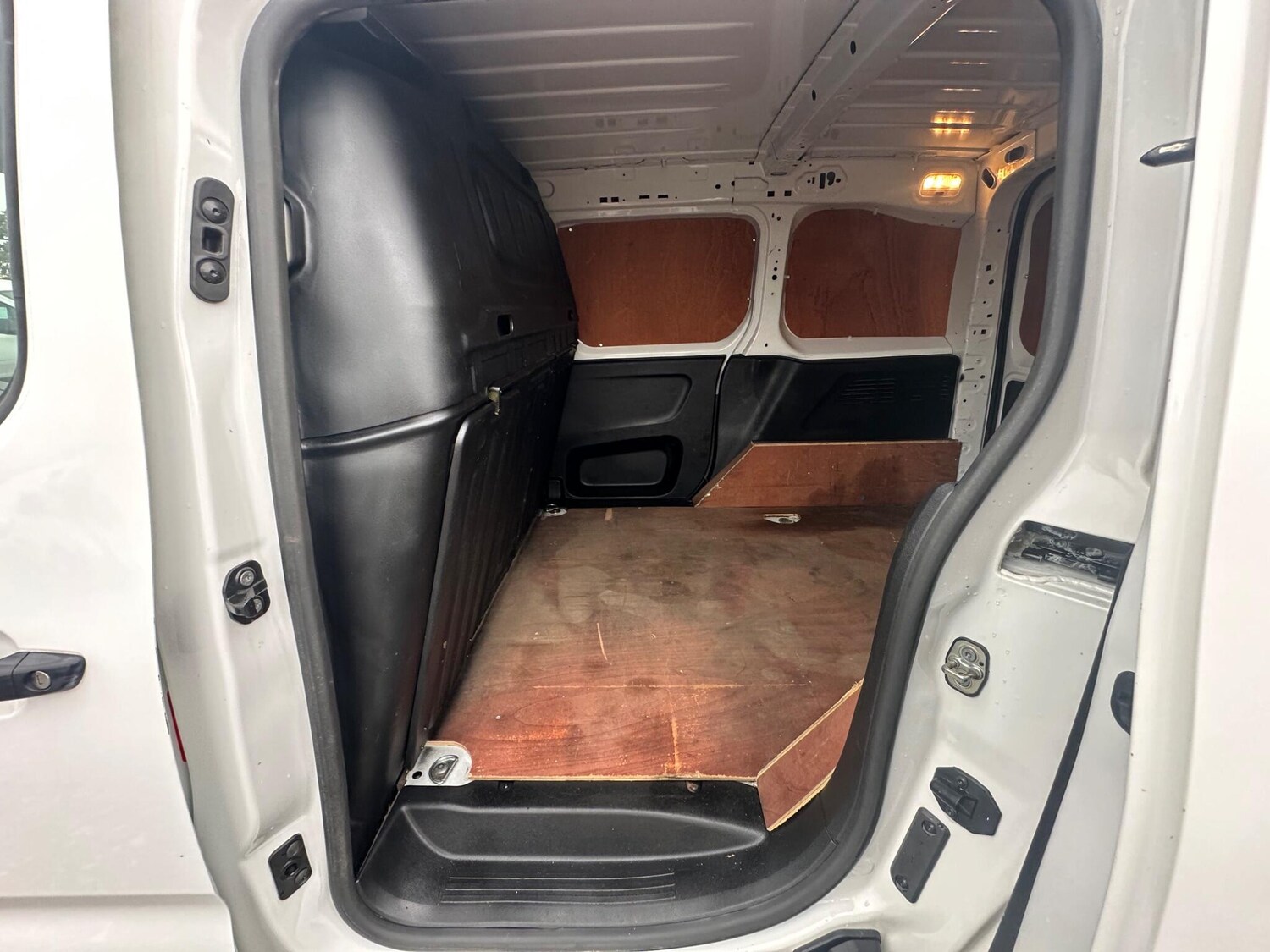 Used Citroen Berlingo 2020 for sale - 76121549: Photo 16