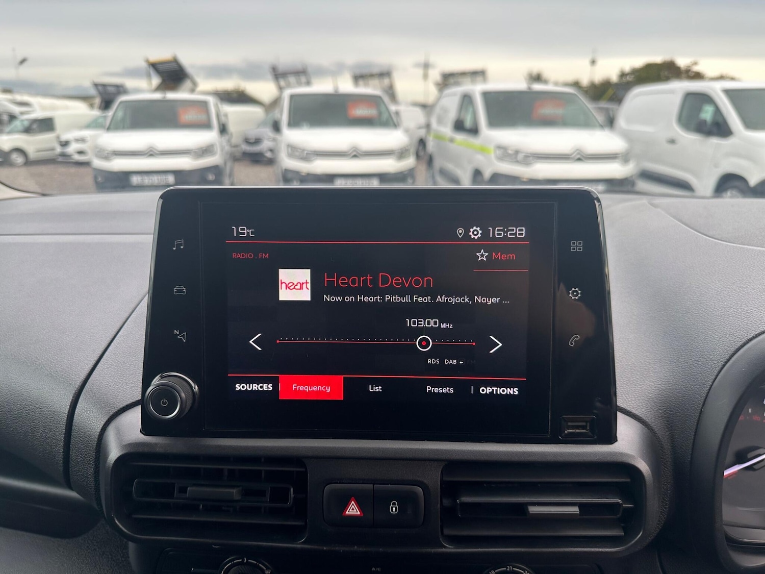 Used Citroen Berlingo 2020 for sale - 76121549: Photo 22