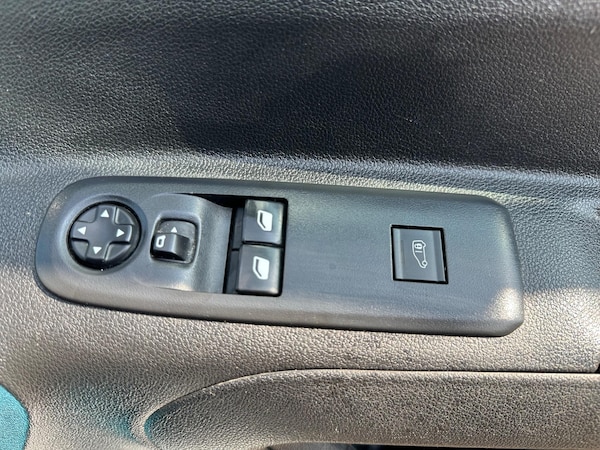 Used Vauxhall Combo 2022 for sale - 75493107: Photo 30