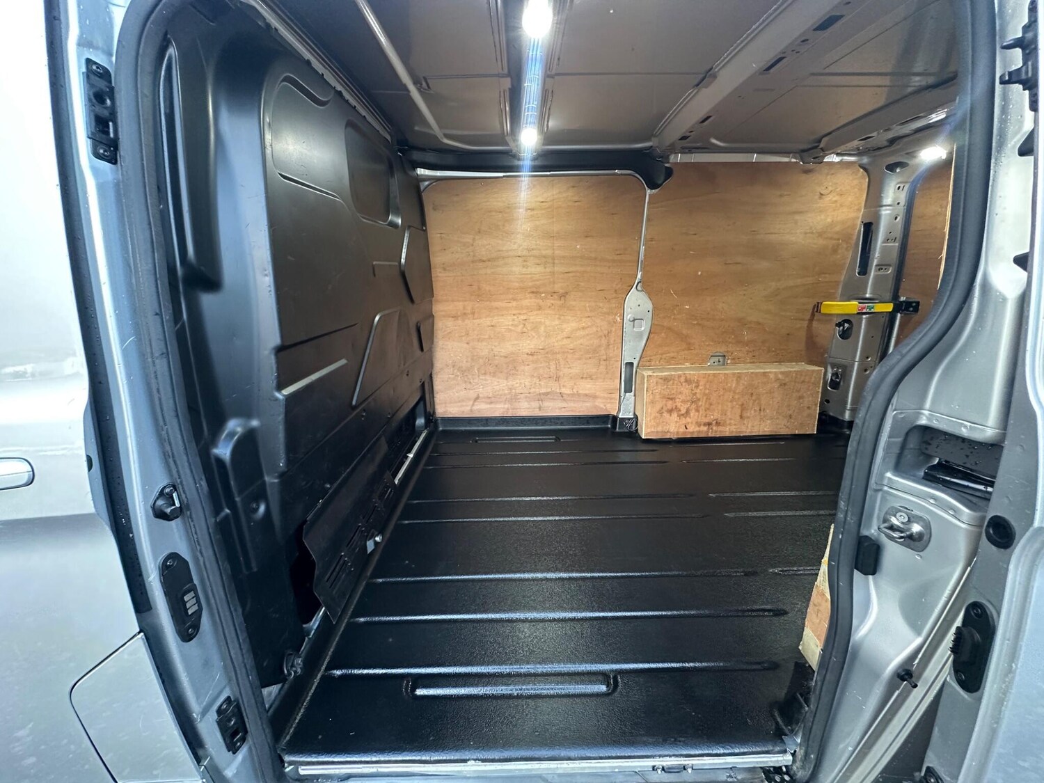 Used Ford Transit Custom 2022 for sale - 76337881: Photo 16