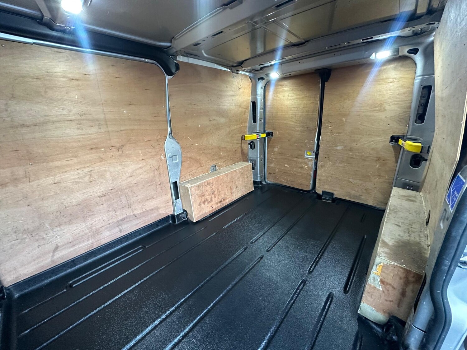 Used Ford Transit Custom 2022 for sale - 76337881: Photo 17