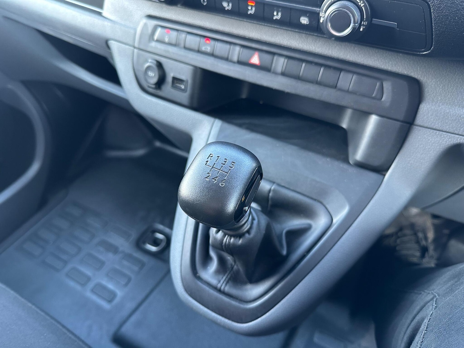 Used Peugeot Expert 2022 for sale - 77723709: Photo 26