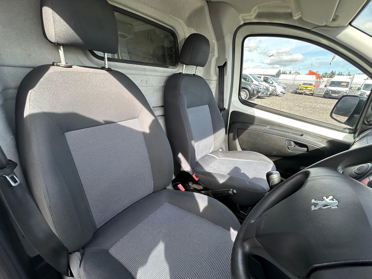 Used Peugeot Bipper 2017 for sale - 77598053: Photo 14