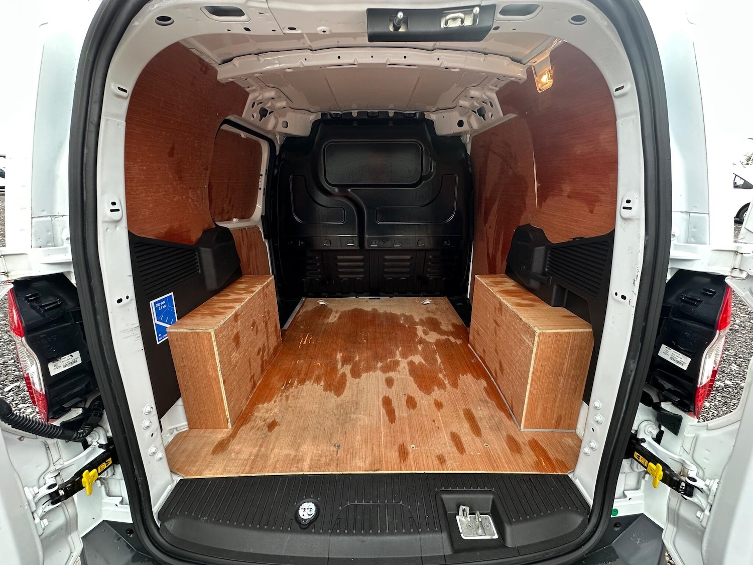 Used Ford Transit Courier 2021 for sale - 77611698: Photo 15