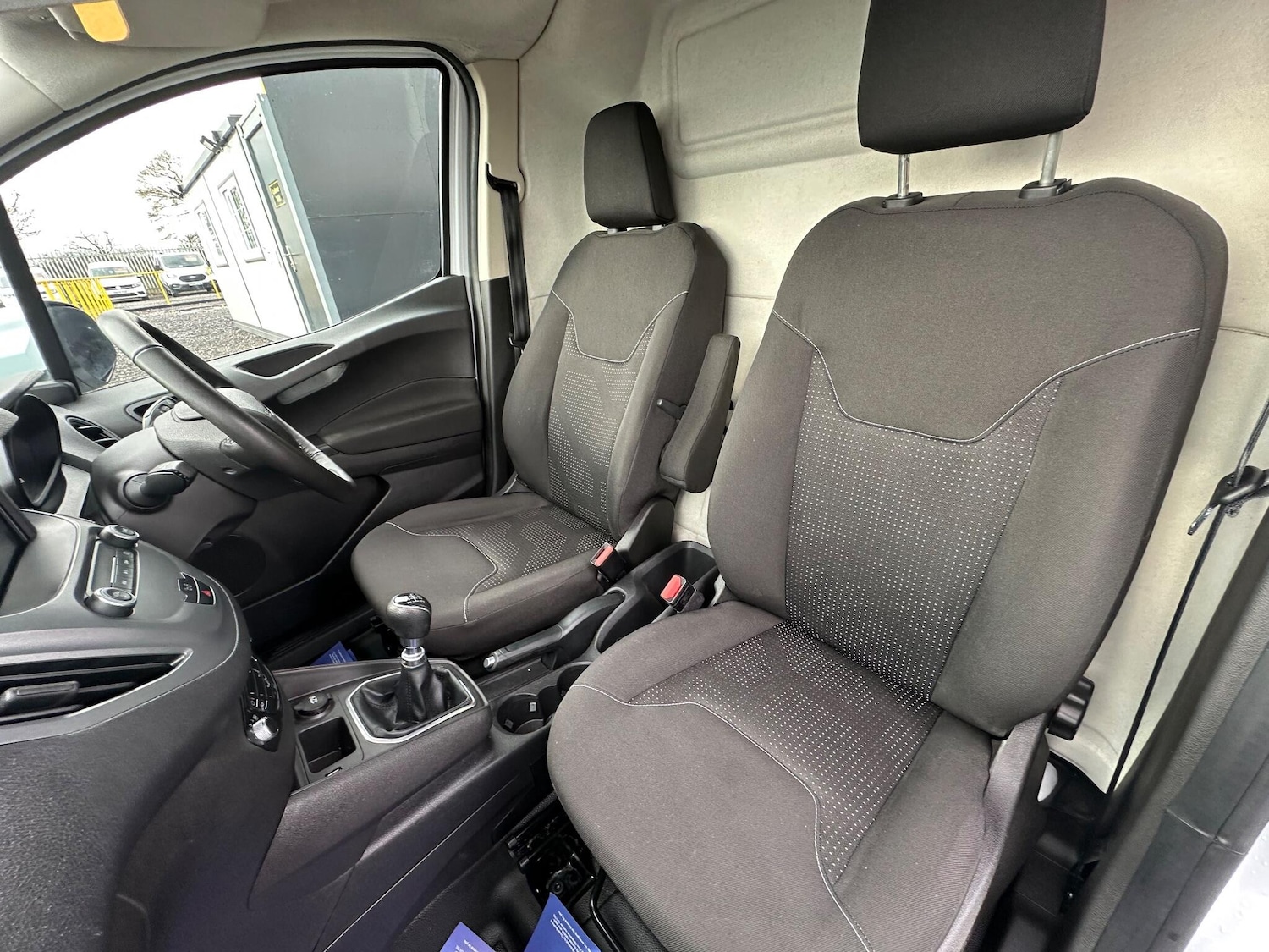 Used Ford Transit Courier 2021 for sale - 77611698: Photo 18