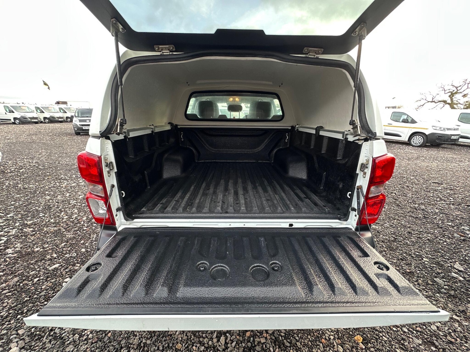 Used Isuzu D-Max 2021 for sale - 77330427: Photo 18