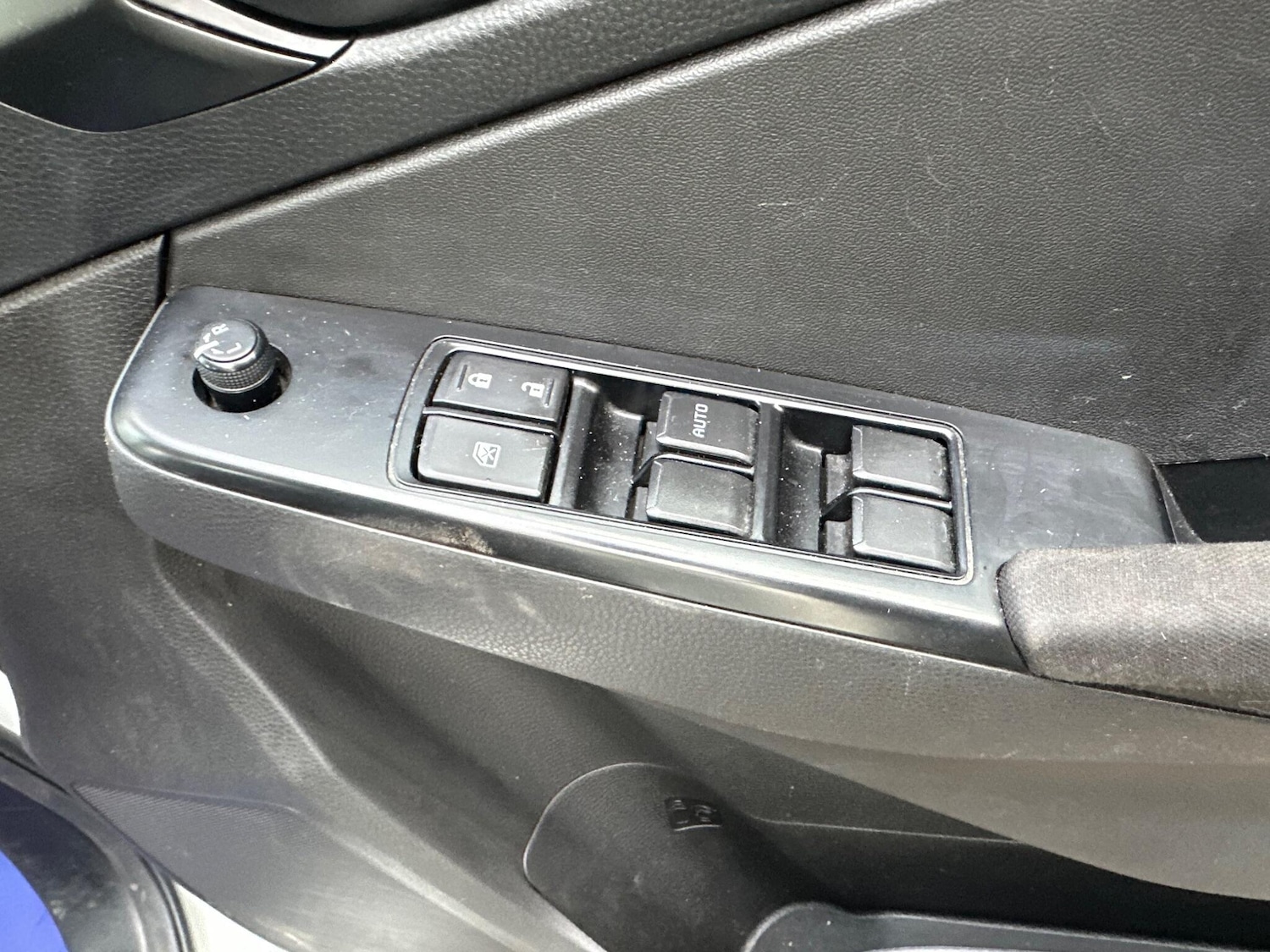 Used Isuzu D-Max 2021 for sale - 77330427: Photo 30