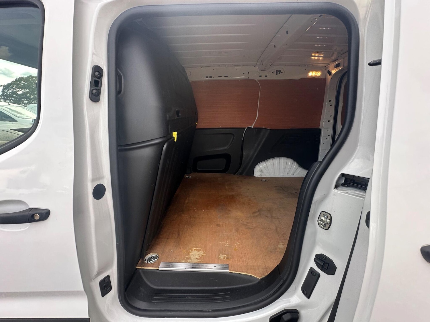 Used Citroen Berlingo 2022 for sale - 76992123: Photo 27