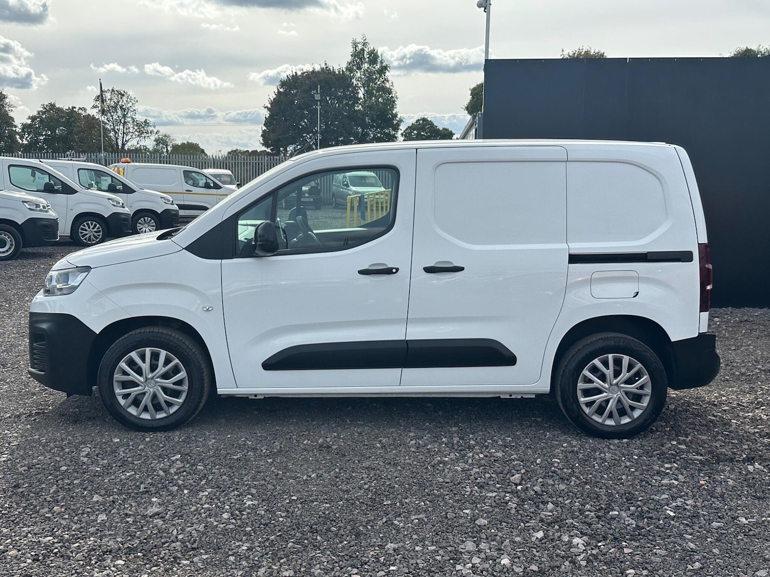 Used Citroen Berlingo 2022 for sale - 76992123: Photo 5