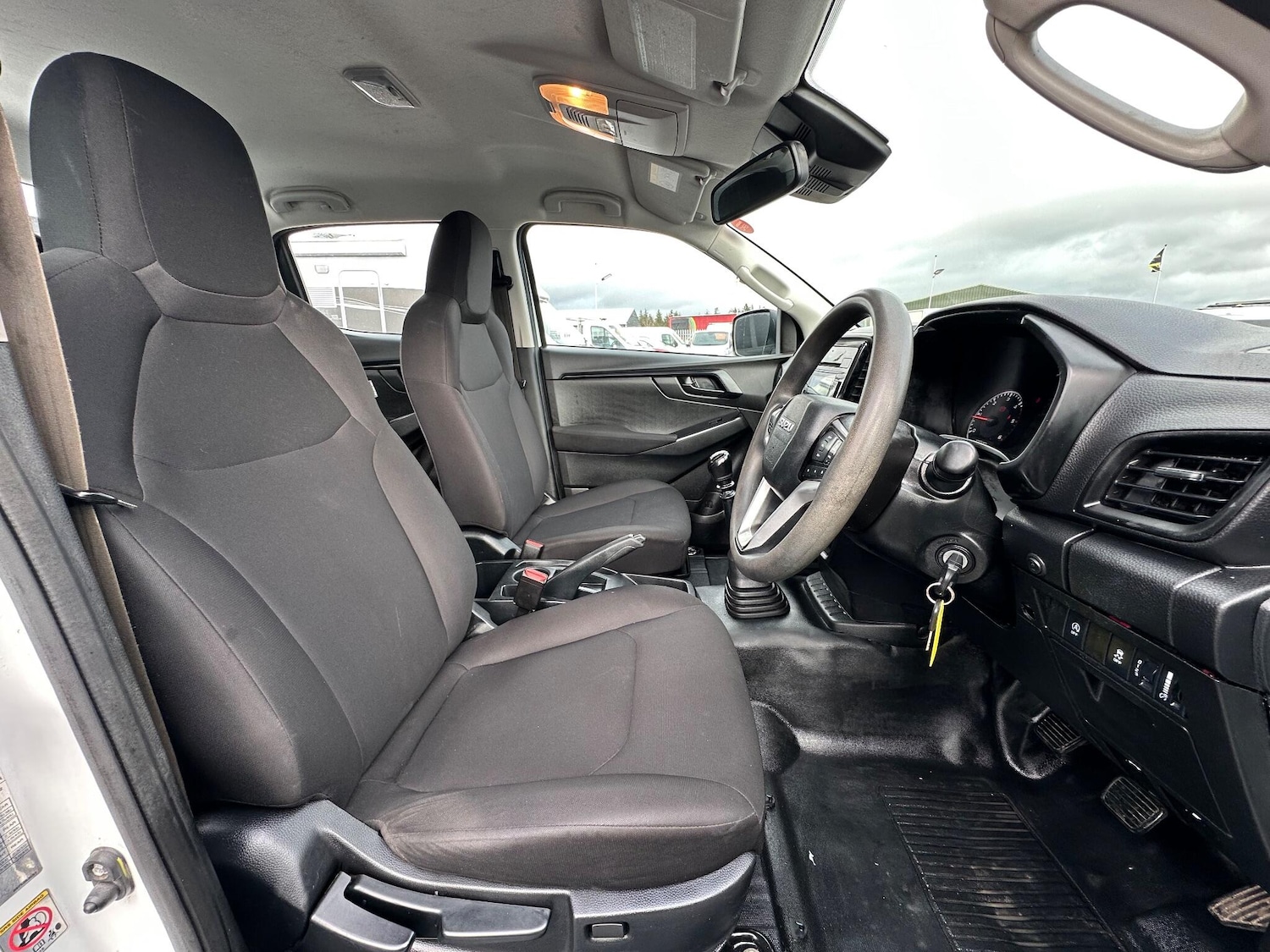 Used Isuzu D-Max 2022 for sale - 77625684: Photo 13