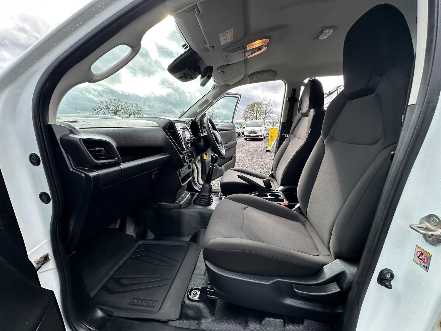 Used Isuzu D-Max 2022 for sale - 77625684: Photo 18