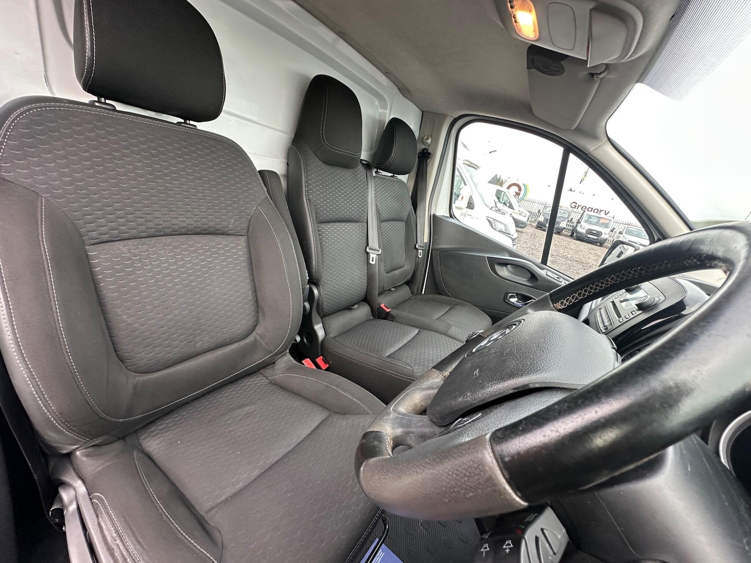 Used Vauxhall Vivaro 2017 for sale - 76714649: Photo 14