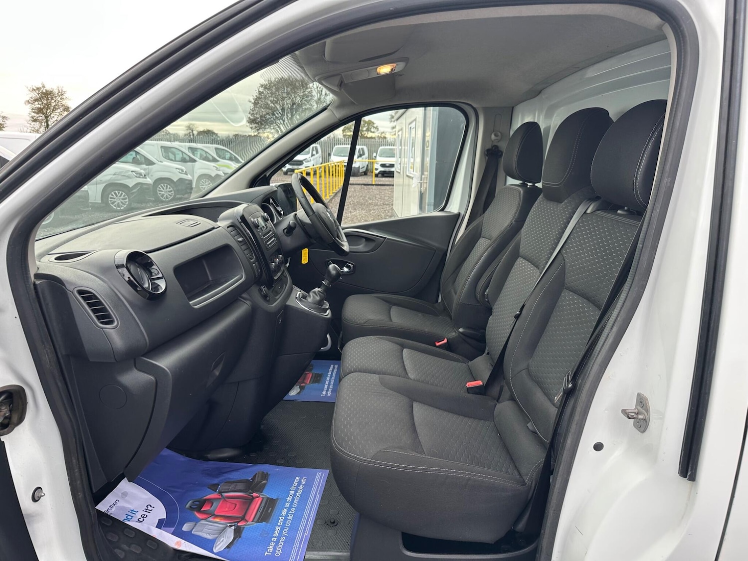 Used Vauxhall Vivaro 2017 for sale - 76714649: Photo 19