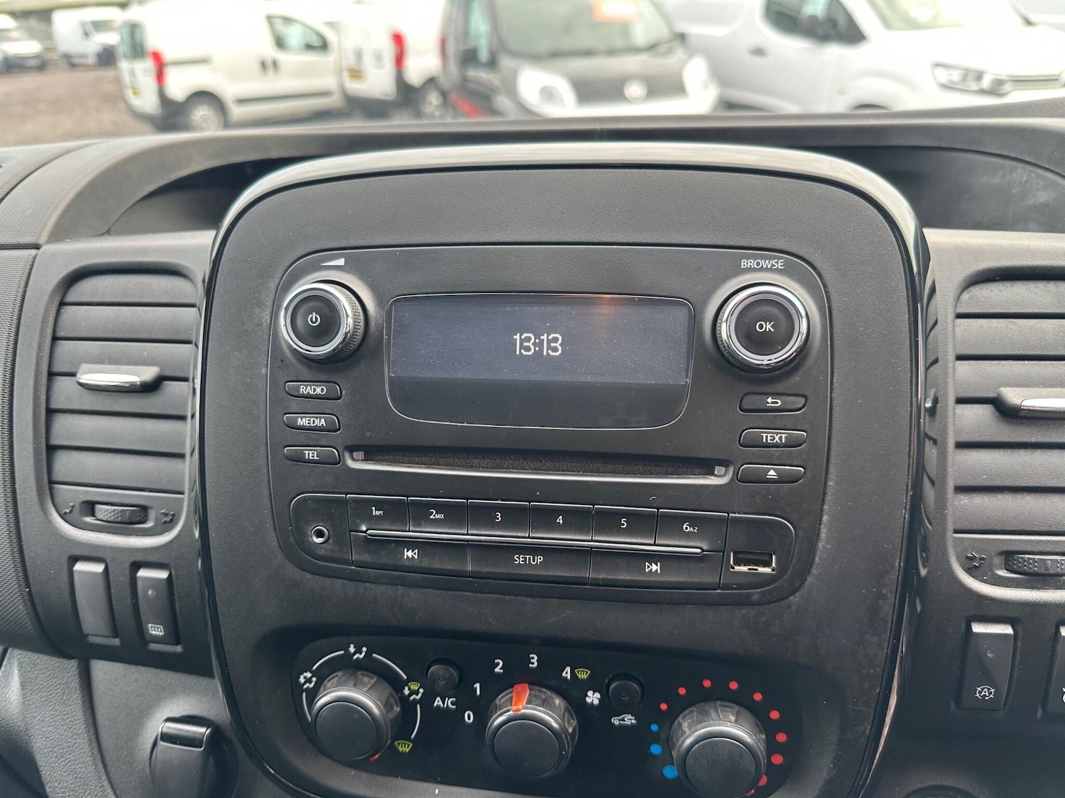 Used Vauxhall Vivaro 2017 for sale - 76714649: Photo 21