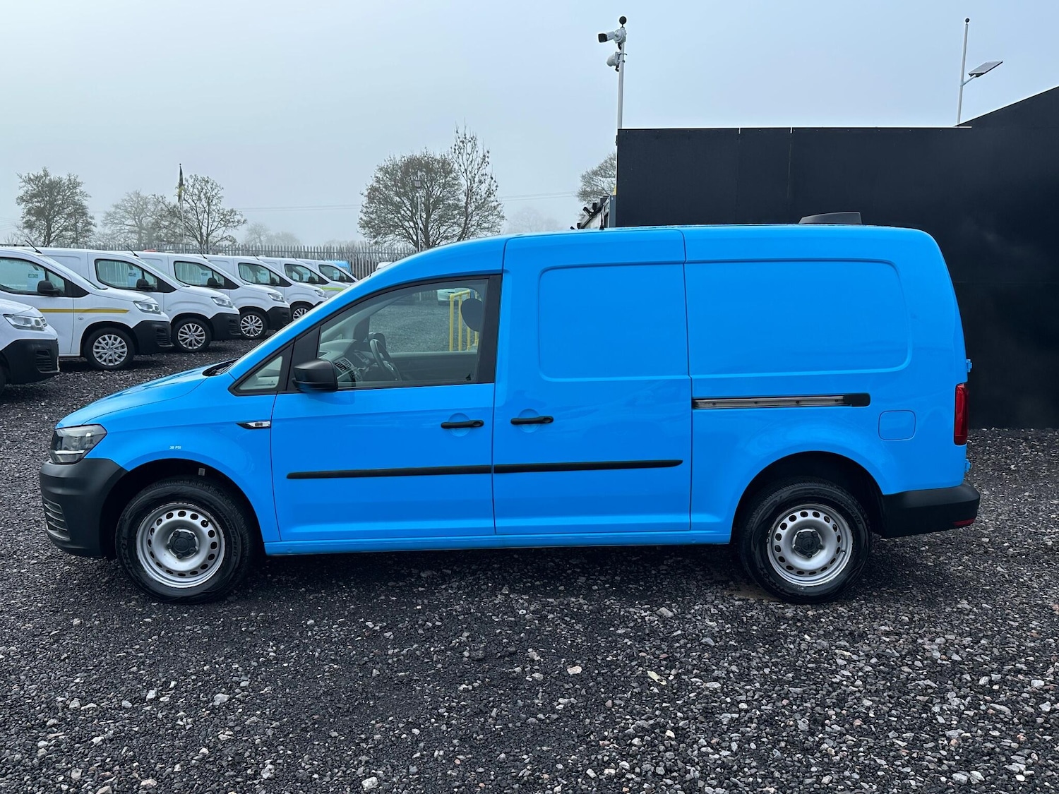 Used Volkswagen Caddy Maxi 2017 for sale - 77909278: Photo 5