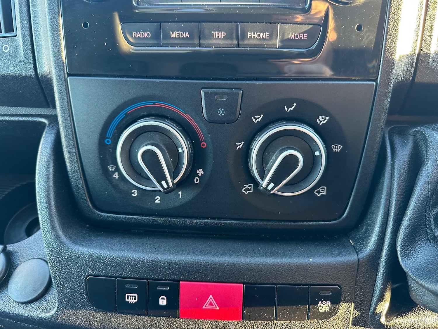 Used Citroen Relay 2017 for sale - 77108863: Photo 24