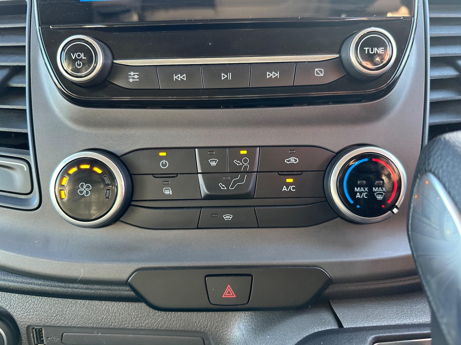 Used Ford Transit Custom 2020 for sale - 76993235: Photo 20