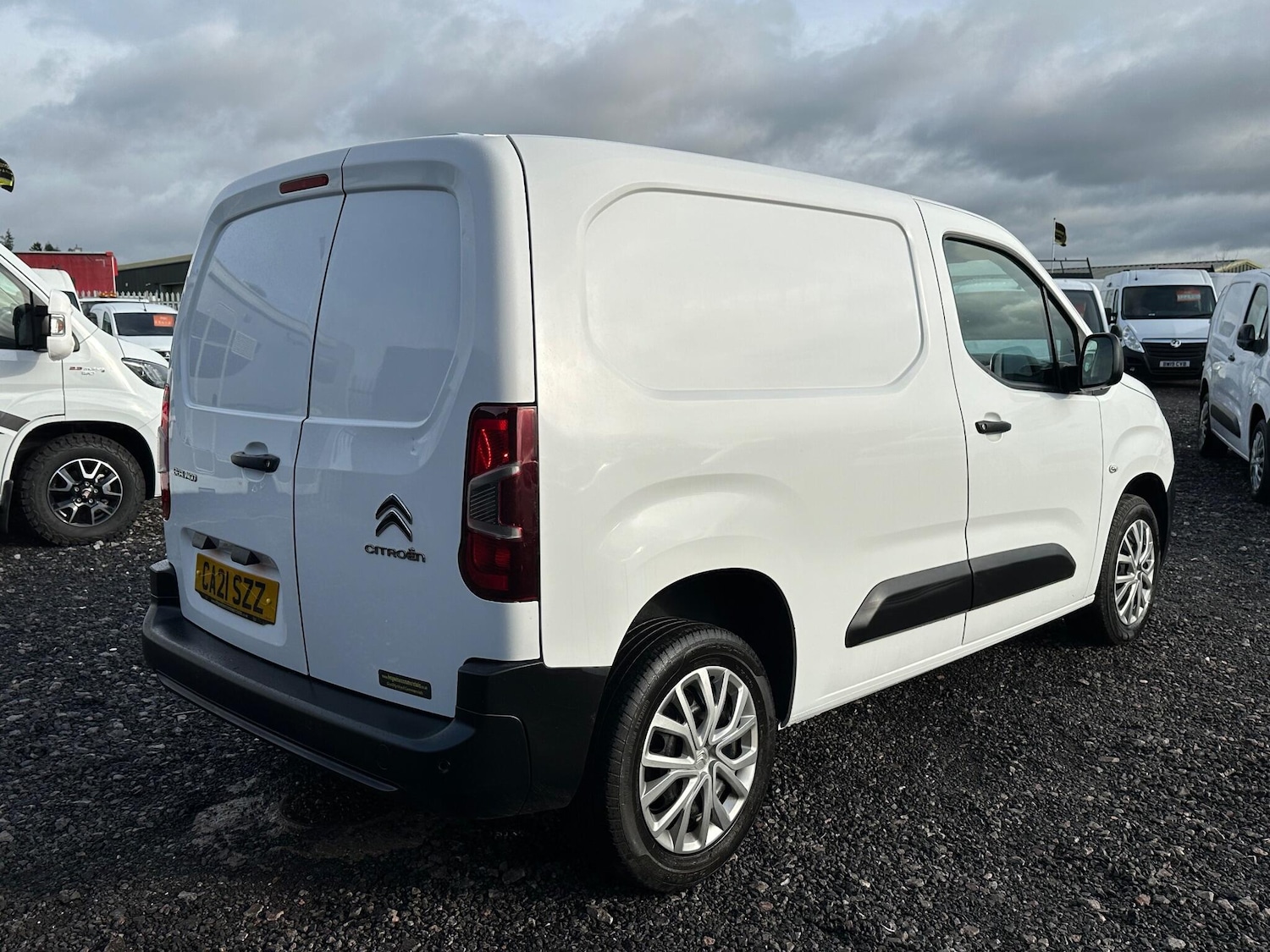 Used Citroen Berlingo 2021 for sale - 77156310: Photo 8