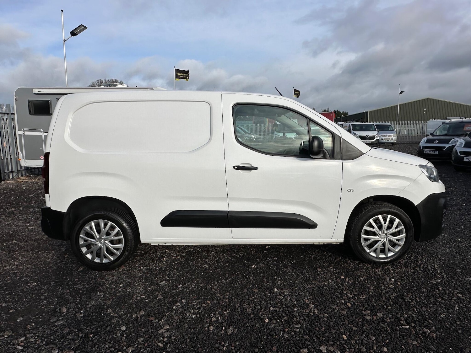 Used Citroen Berlingo 2021 for sale - 77156310: Photo 9