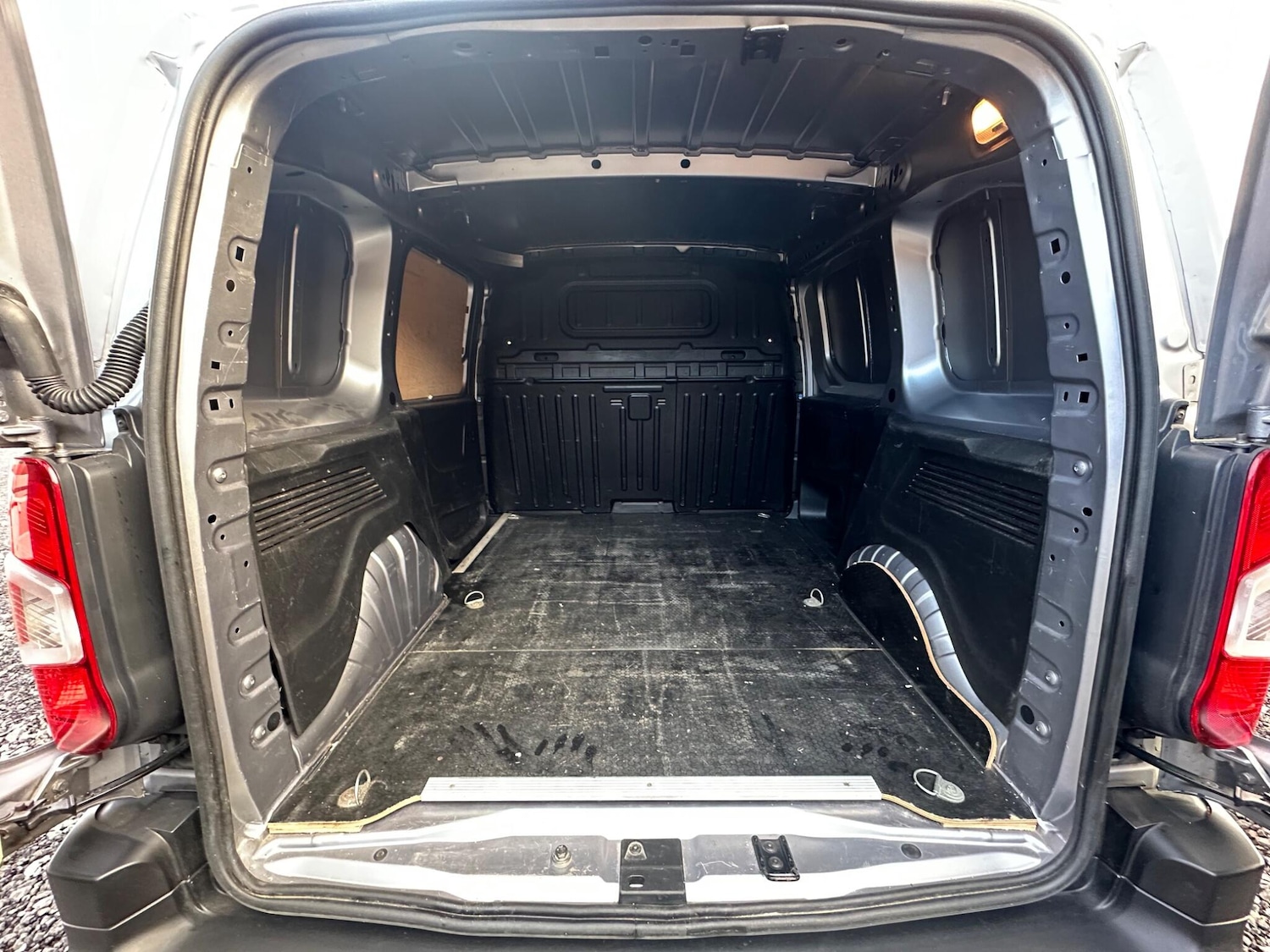 Used Vauxhall Combo 2019 for sale - 76992699: Photo 17
