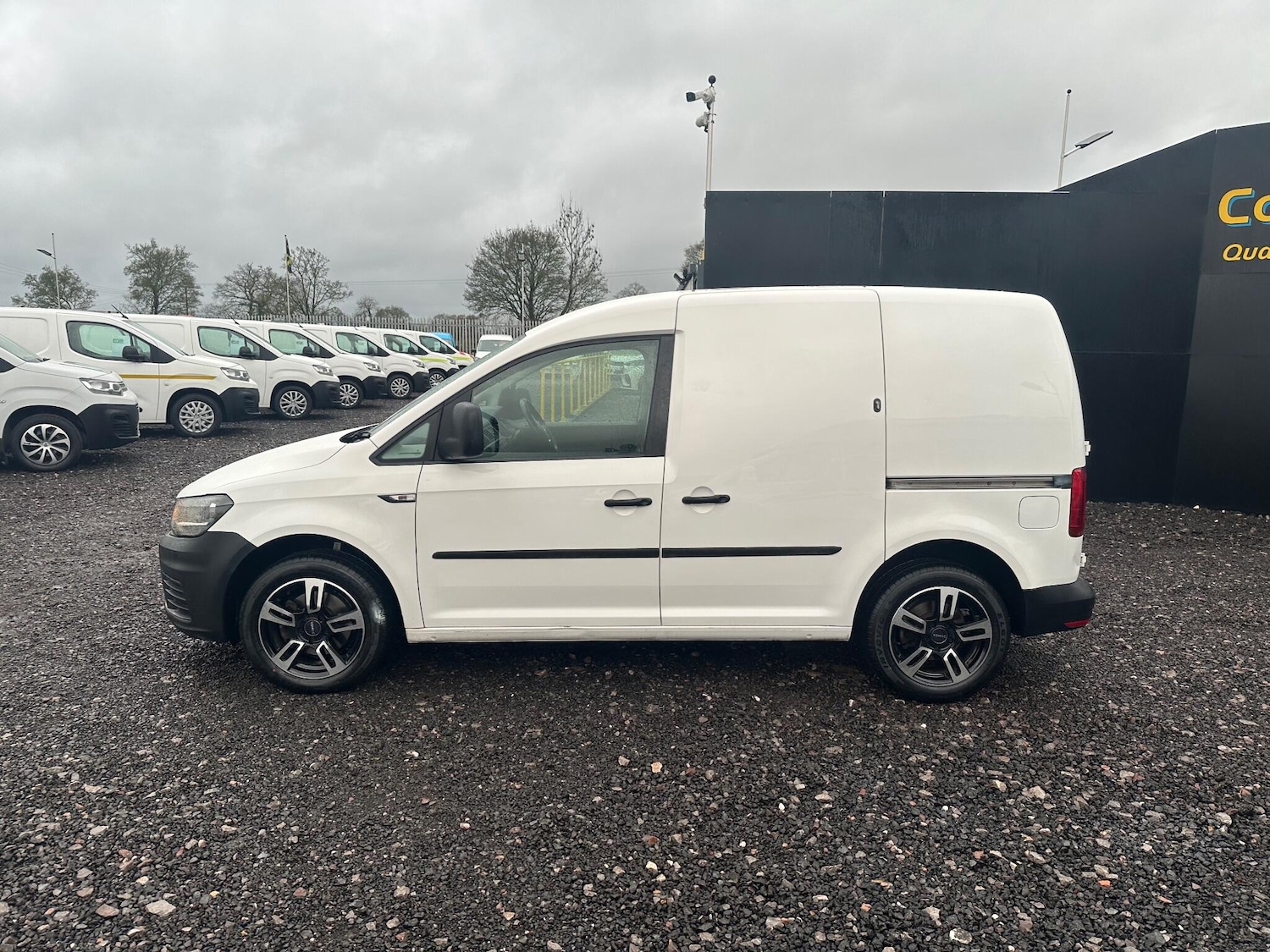 Used Volkswagen Caddy 2017 for sale - 77495877: Photo 5