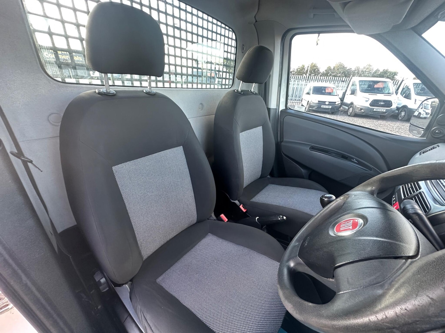 Used Fiat Doblo 2017 for sale - 76989657: Photo 14