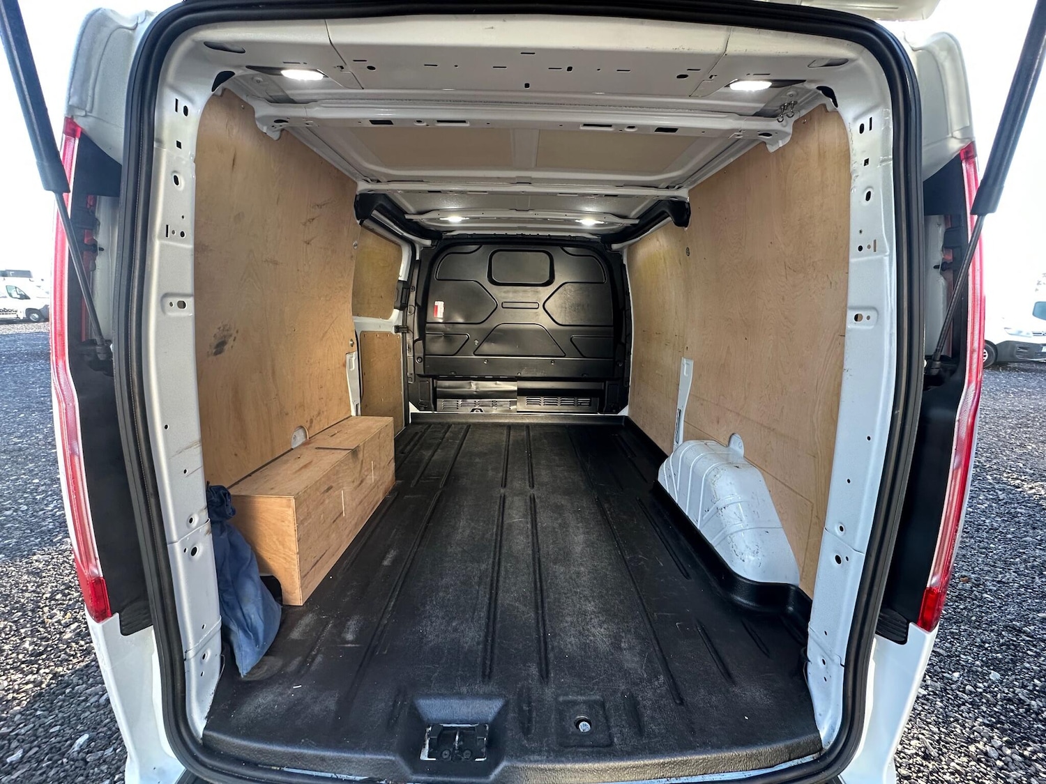 Used Ford Transit Custom 2022 for sale - 77191296: Photo 15