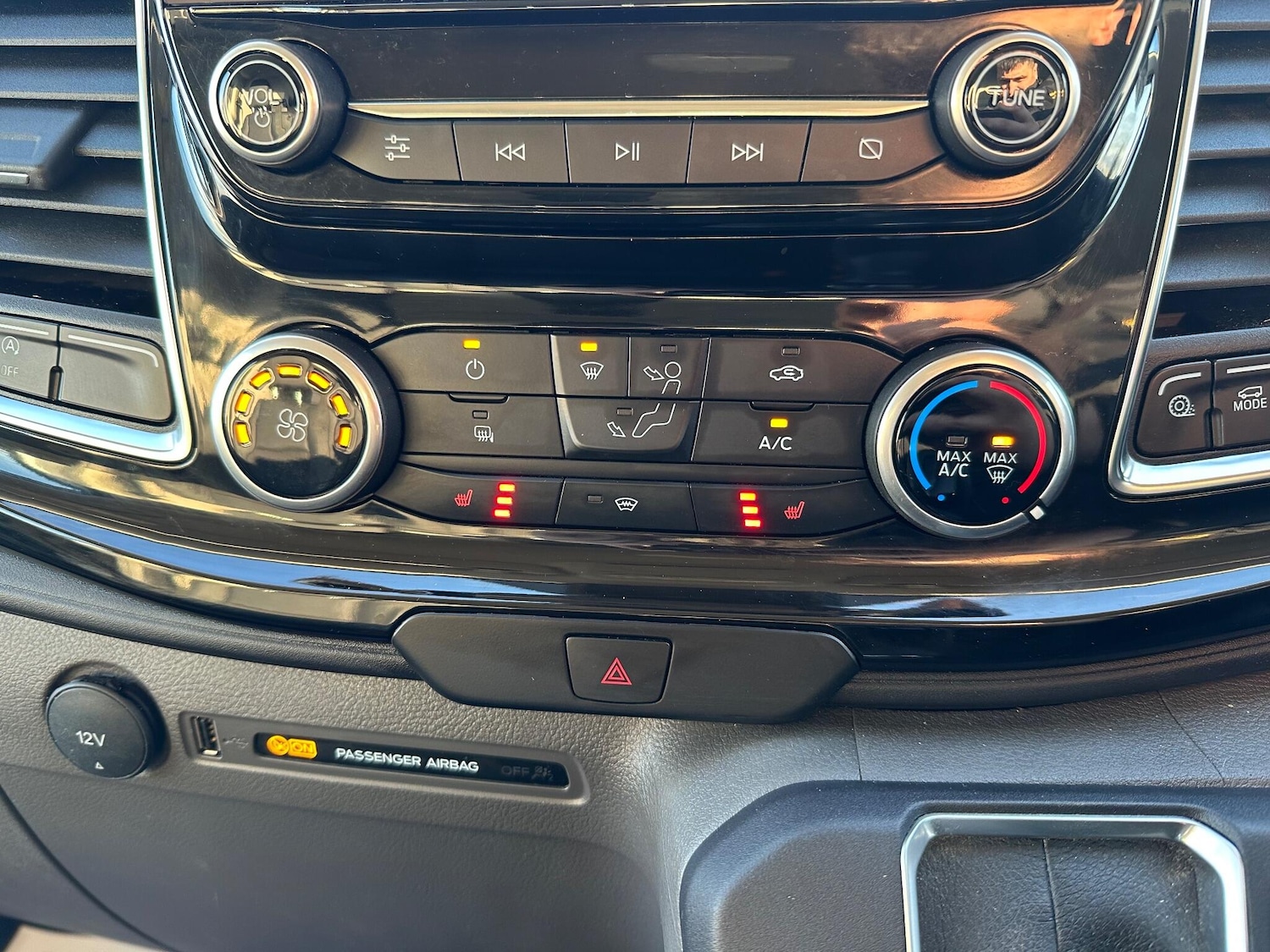 Used Ford Transit Custom 2022 for sale - 77191296: Photo 25