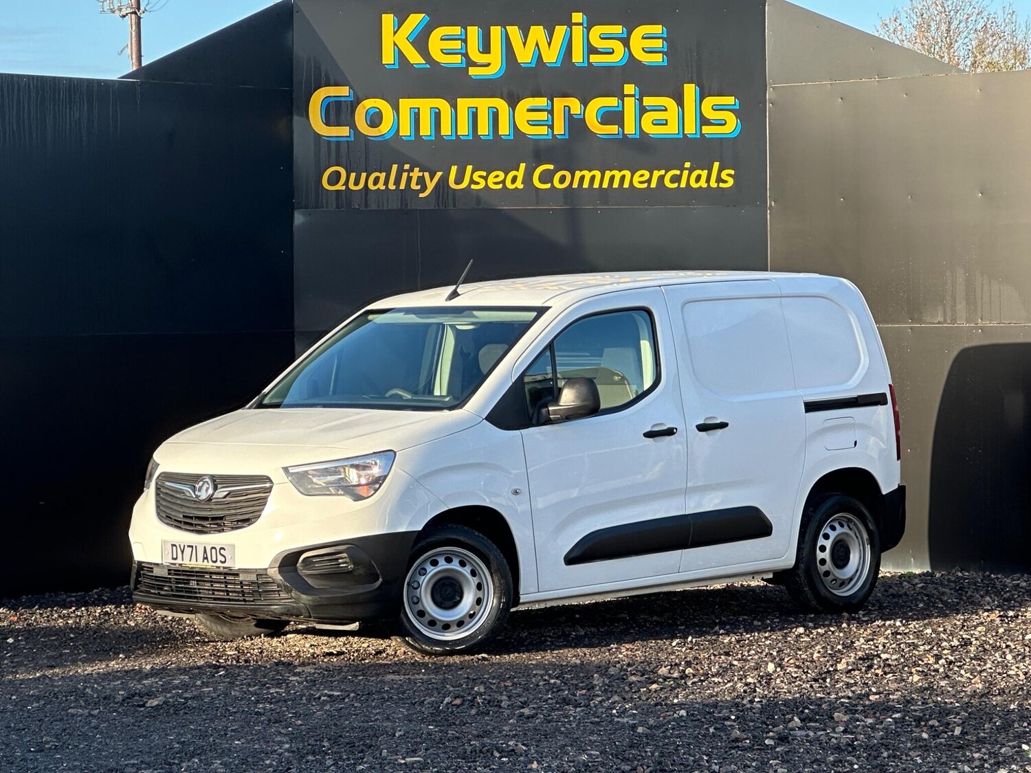 Used Vauxhall Combo 2021 for sale - 76743233: Photo 1
