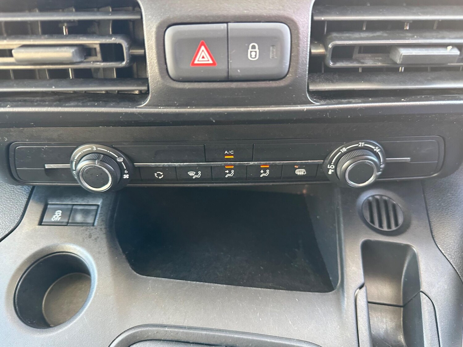 Used Vauxhall Combo 2021 for sale - 76743233: Photo 24