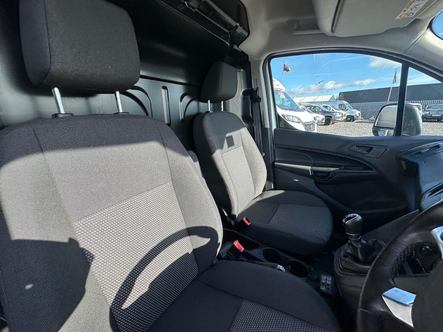 Used Ford Transit Connect 2018 for sale - 78115039: Photo 15