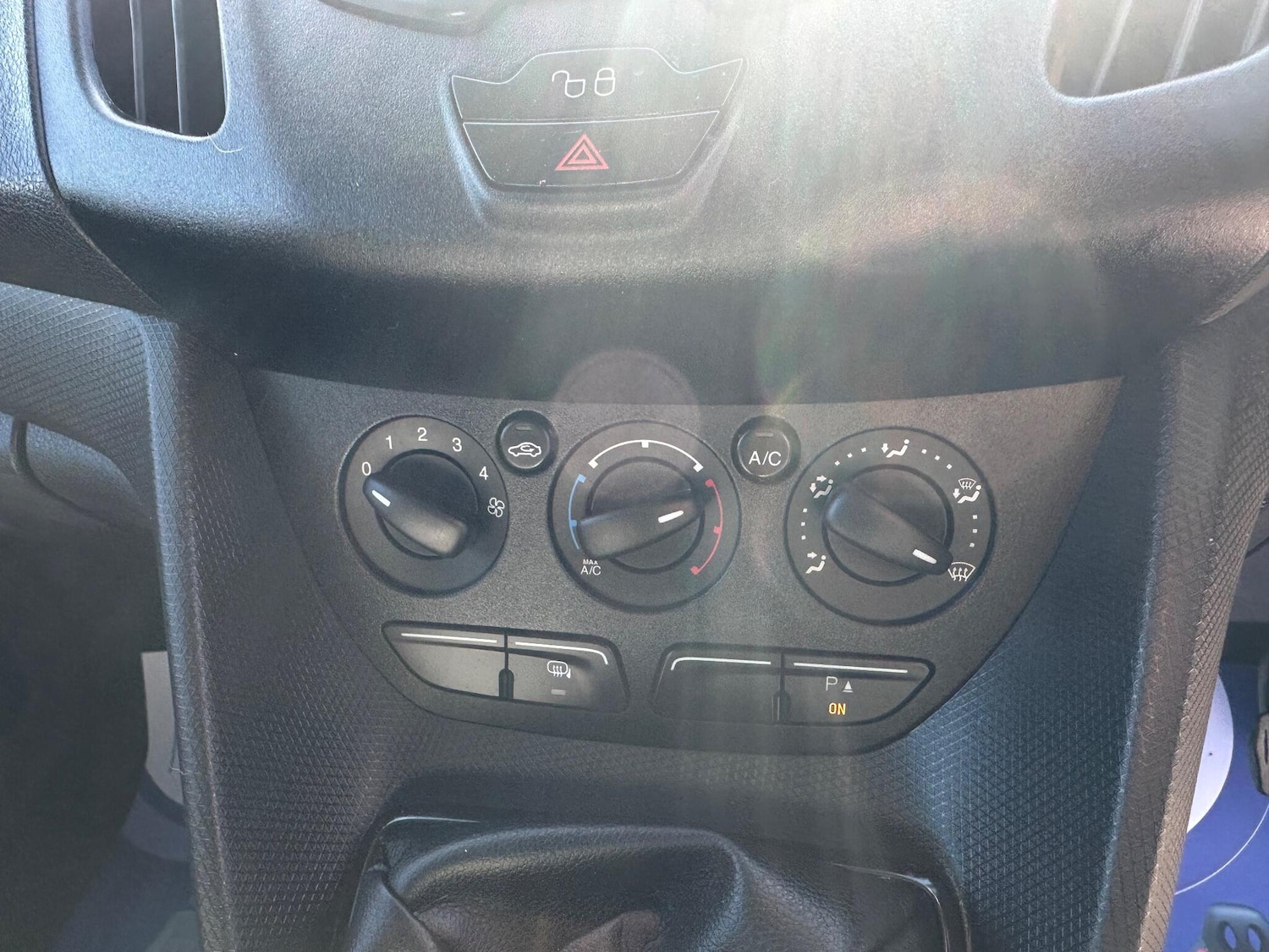 Used Ford Transit Connect 2018 for sale - 78115039: Photo 25