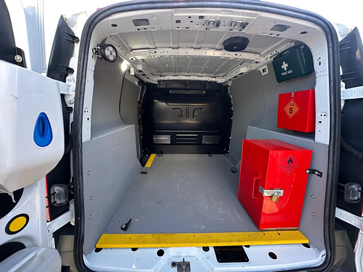 Used Ford Transit Connect 2018 for sale - 78115039: Photo 31