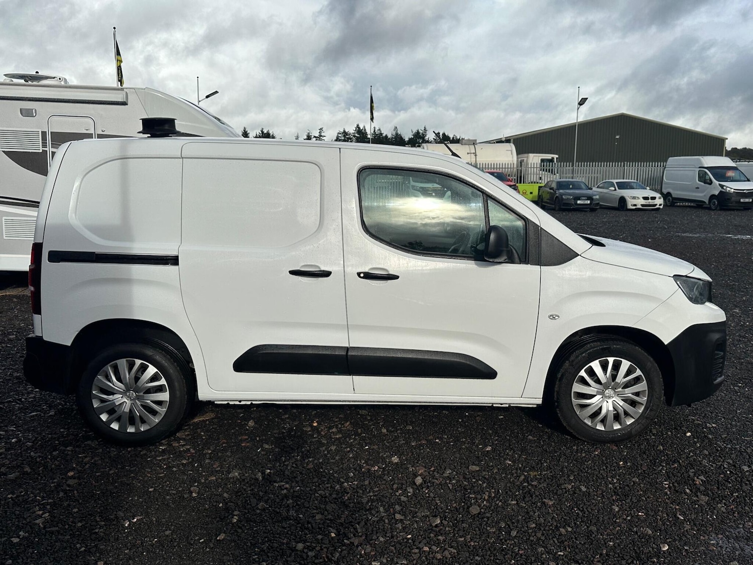 Used Peugeot Partner 2021 for sale - 76991464: Photo 9