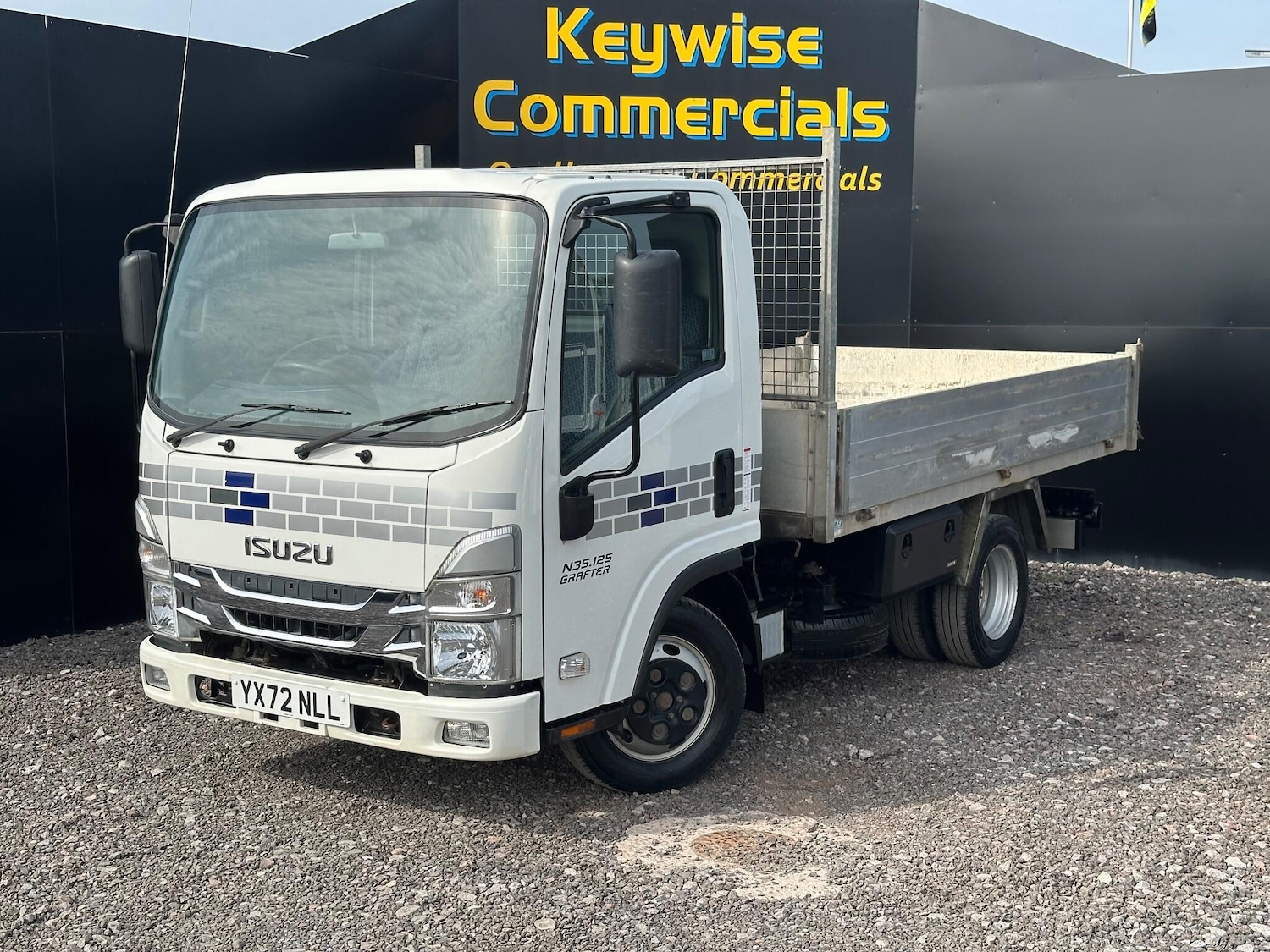 Used Isuzu Other 2022 for sale - 77993033: Photo 3