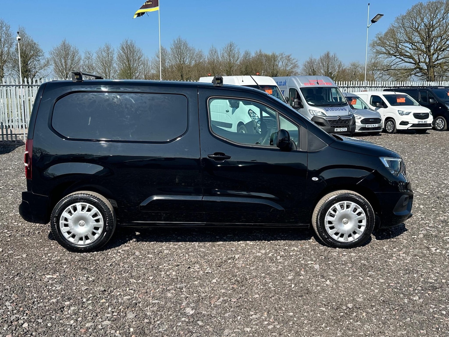 Used Vauxhall Combo 2023 for sale - 77958055: Photo 9