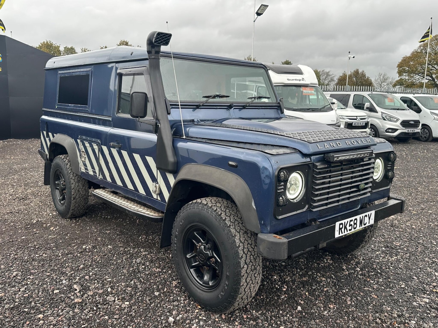 Used Land Rover Defender 110 2008 for sale - 76424414: Photo 11