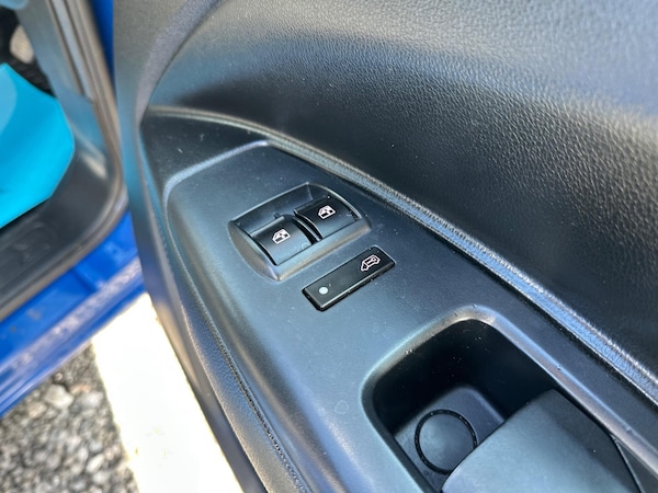 Used Vauxhall Combo 2017 for sale - 75708775: Photo 22