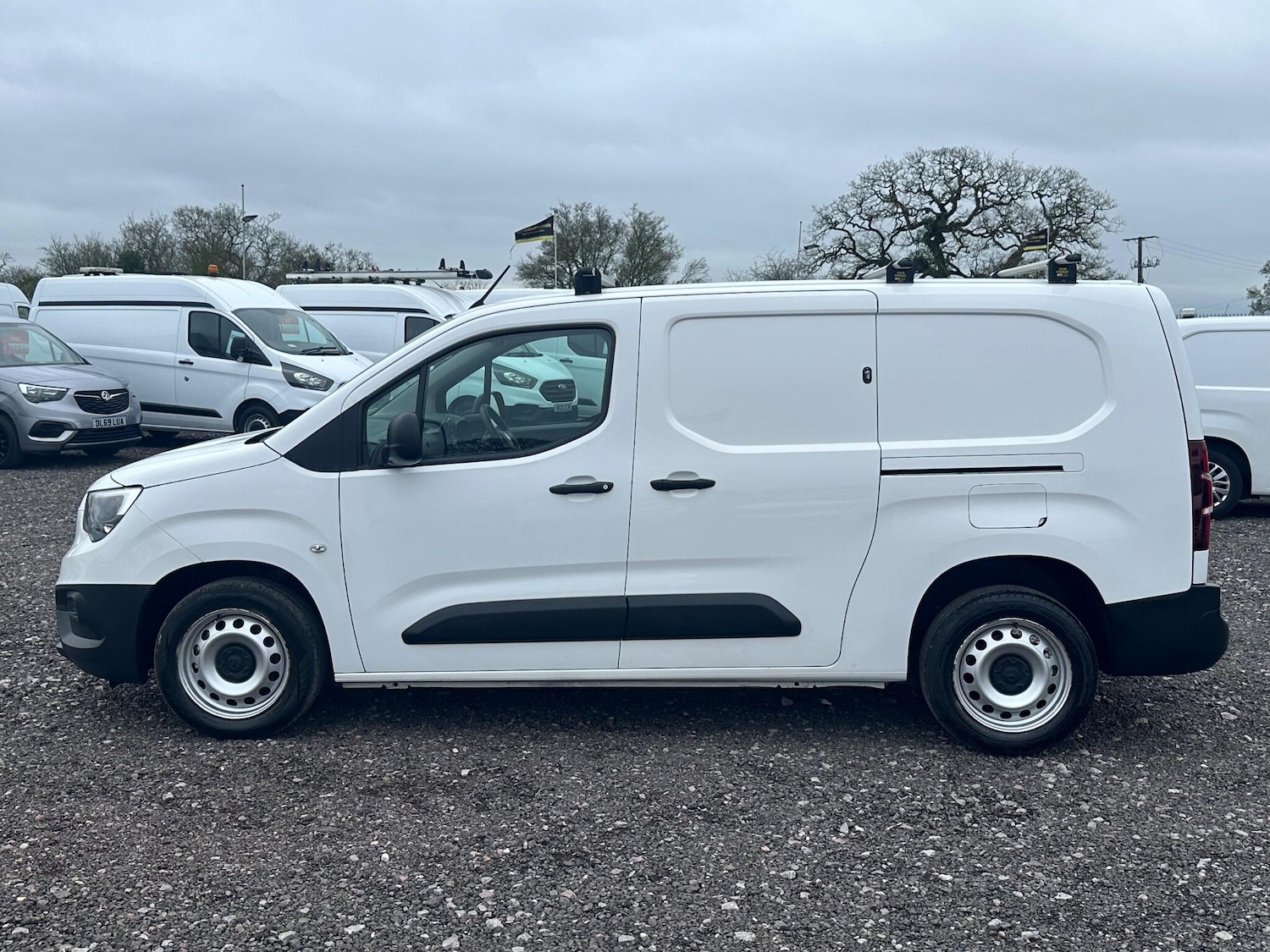 Used Vauxhall Combo 2019 for sale - 77646181: Photo 5