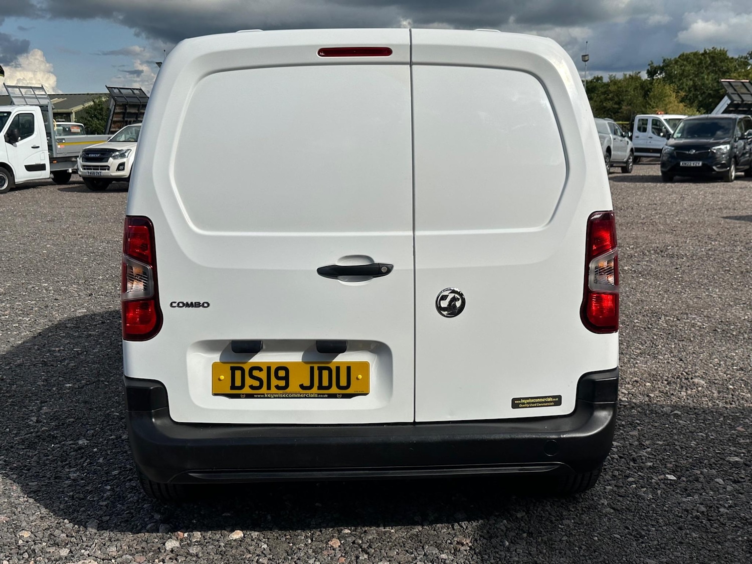 Used Vauxhall Combo 2019 for sale - 76456814: Photo 8