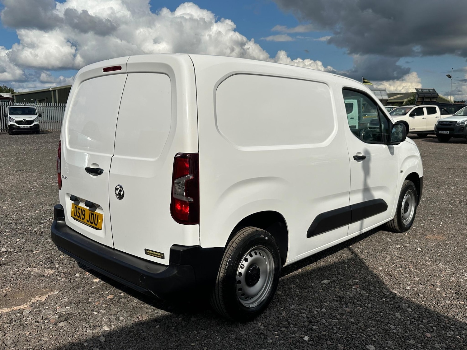 Used Vauxhall Combo 2019 for sale - 76456814: Photo 9
