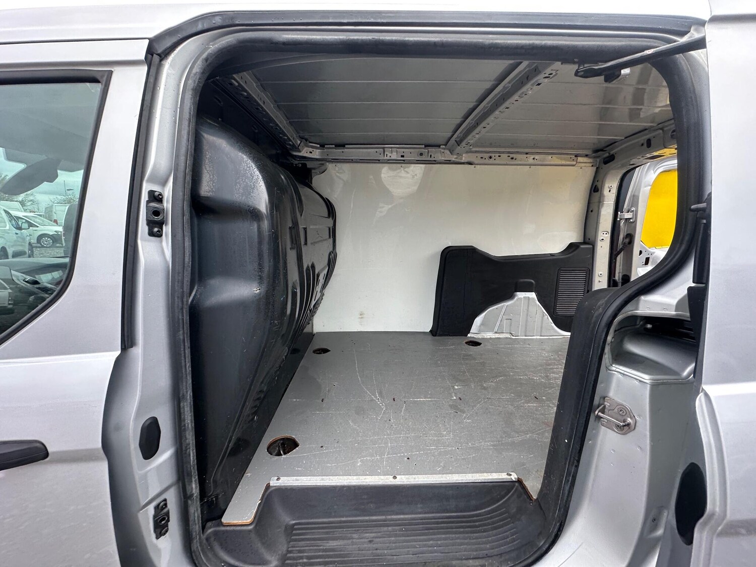 Used Ford Transit Connect 2017 for sale - 78099959: Photo 18