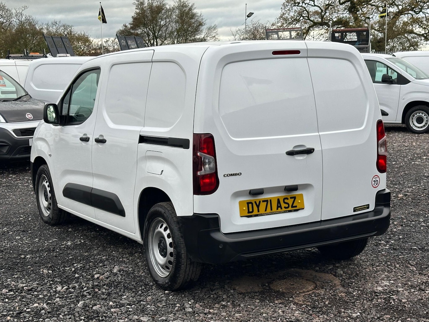 Used Vauxhall Combo 2021 for sale - 76689334: Photo 6