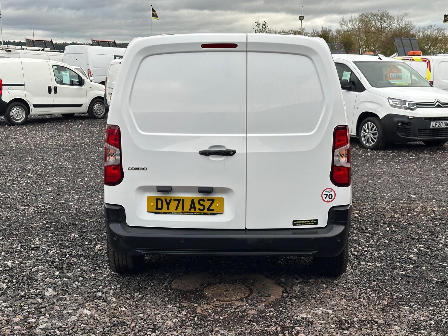 Used Vauxhall Combo 2021 for sale - 76689334: Photo 7