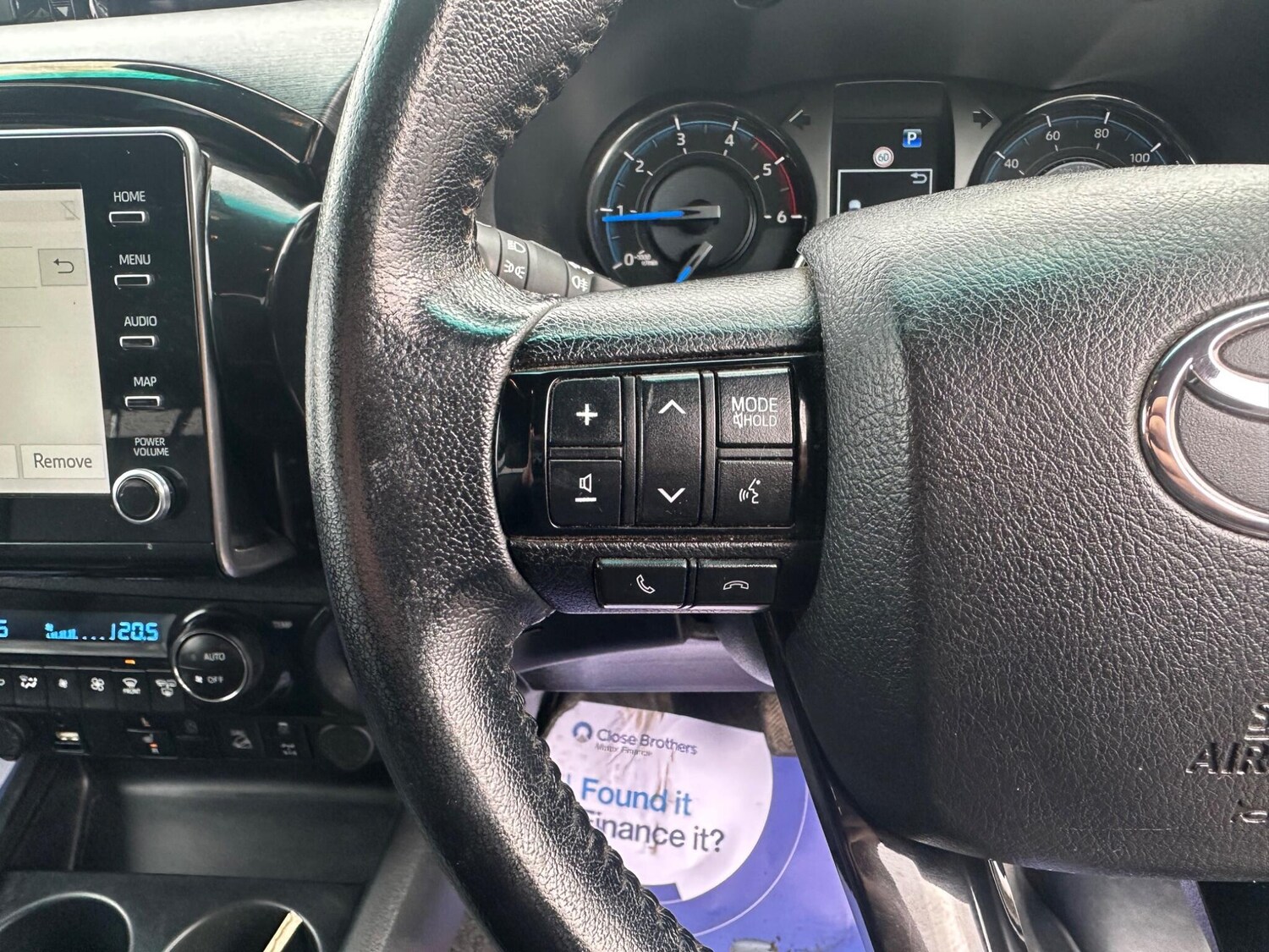 Used Toyota Hilux 2022 for sale - 76423185: Photo 33