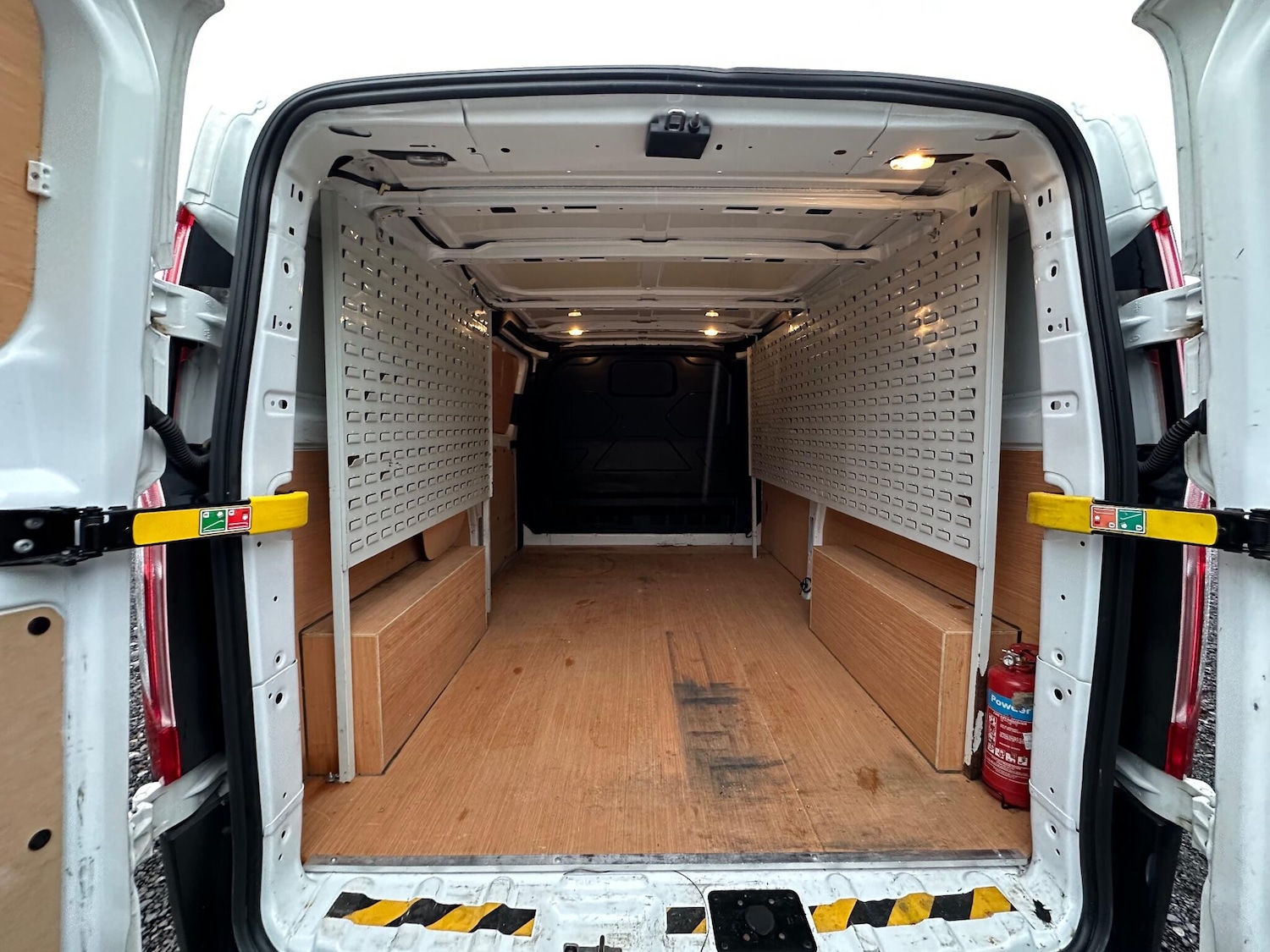 Used Ford Transit Custom 2021 for sale - 77143944: Photo 17