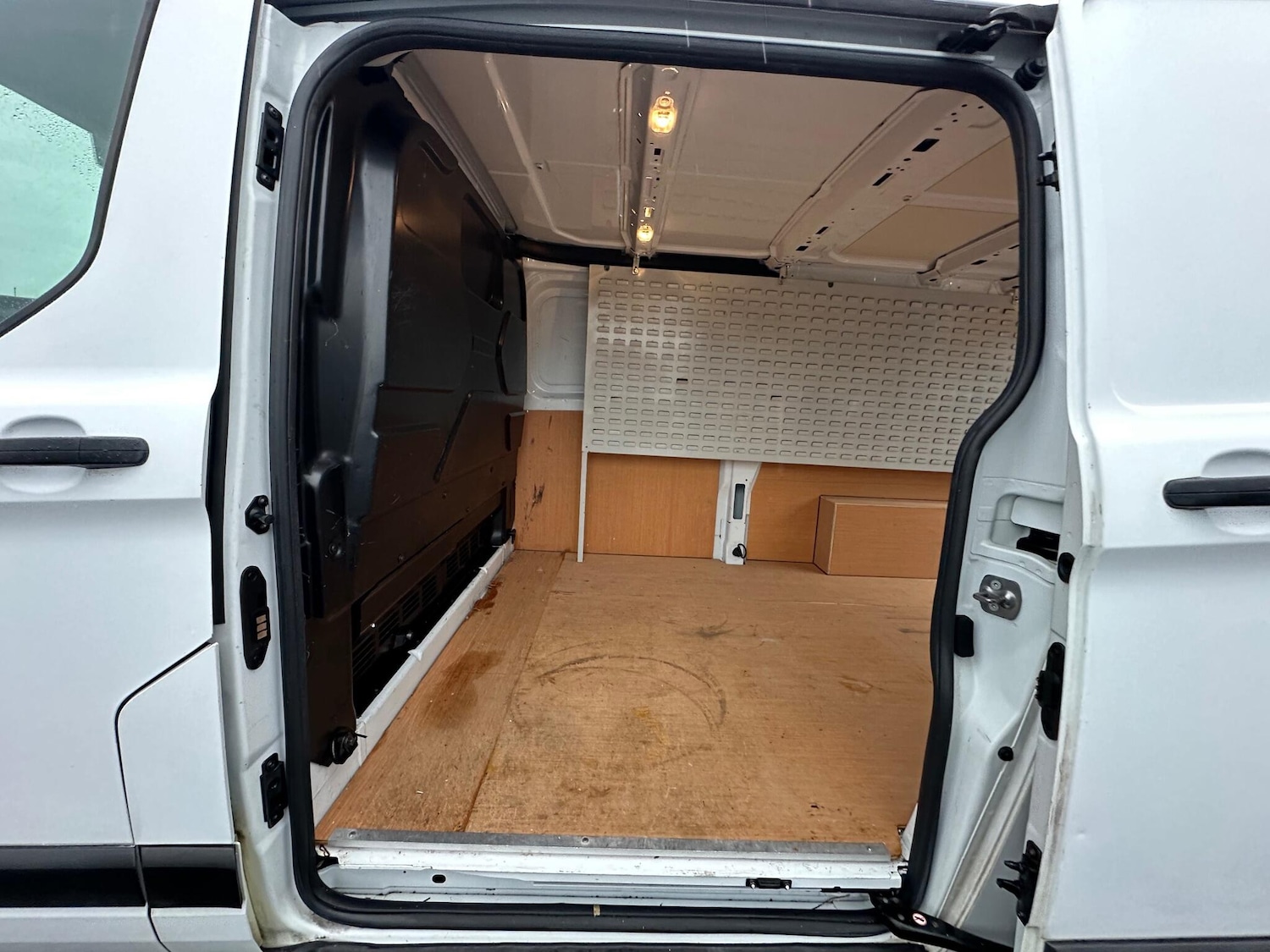 Used Ford Transit Custom 2021 for sale - 77143944: Photo 18